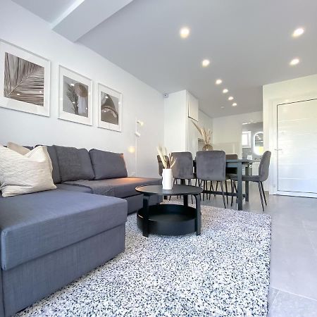 Phaedrus Living Limnaria Luxury Flat Vine 121 Apartment Paphos Exterior foto